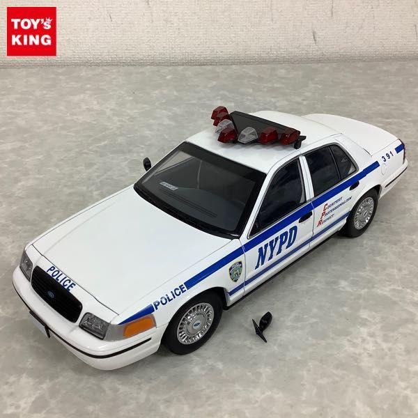 オートアート 1/18 72701 フォード クラウンビクトリア LAPD 箱付 s-l400.jpg