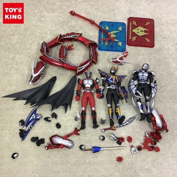 仮面ライダー龍騎セット【フィギュア14体バイク1台】 ケース付き 人生に玩具あり2式 【S.H.フィギュアーツ「仮面ライダー龍騎