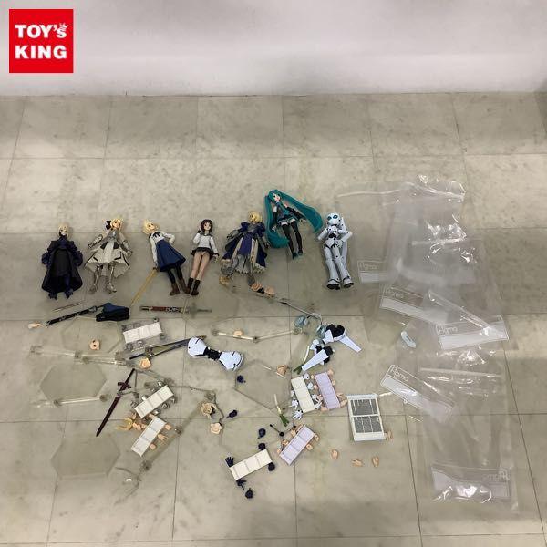 figma Fate　初音ミク　ドロッセル　なのは　　他 figma Fate 初音ミク ドロッセル なのは 他 - メルカリ