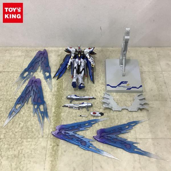 ジャンク 箱無 バンダイ METAL BUILD 機動戦士ガンダムSEED DESTINY ストライクフリーダムガンダム＋光の翼オプションセット  販売・買取